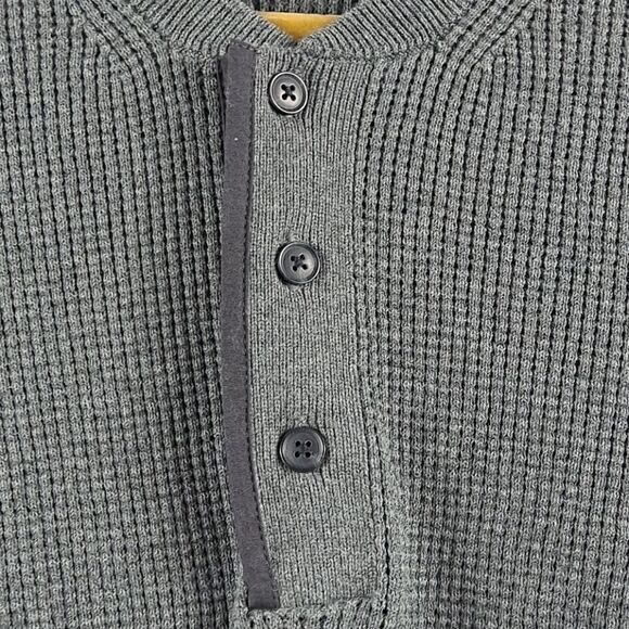 Gap Mens henley top NWOT - Picture 6 of 11